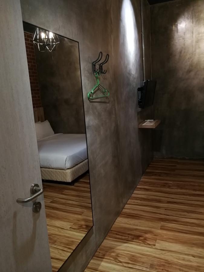 ホテル ザ ライズ ルーム クアラ・トレンガヌ エクステリア 写真 A room at the hotel